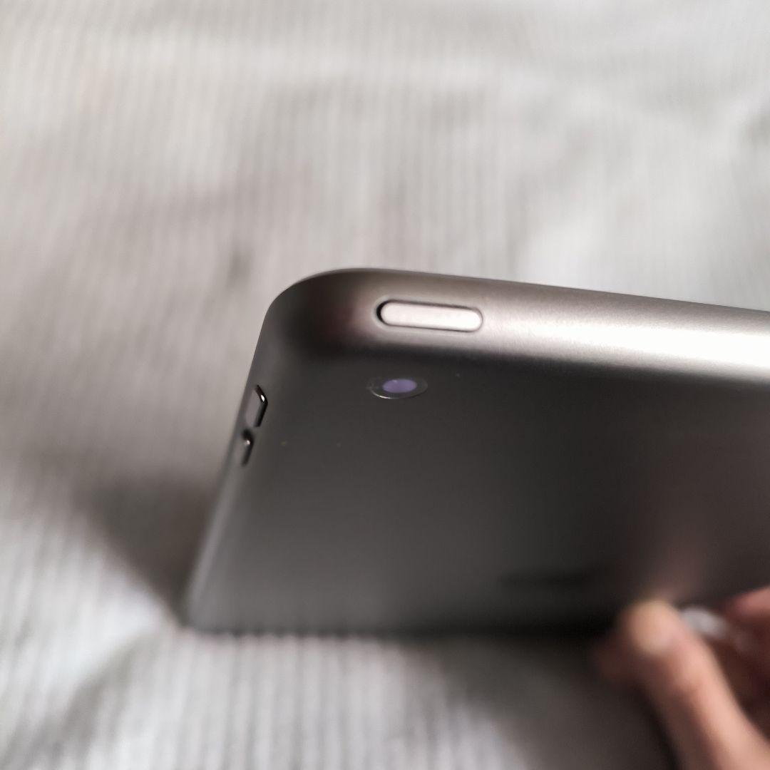 【美品】Apple iPad(第5世代) 128GB Wifiモデル