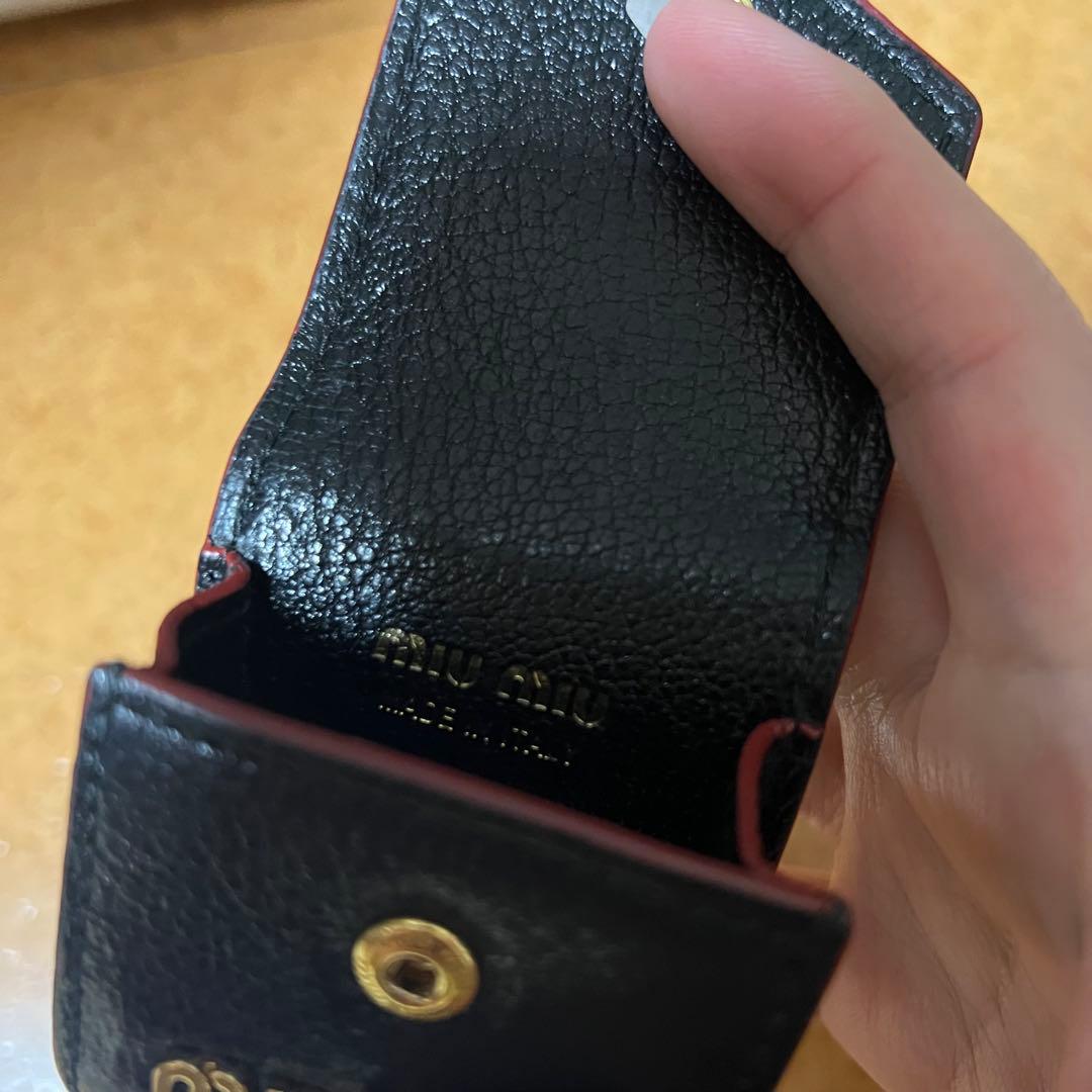miumiu AirPodsケース