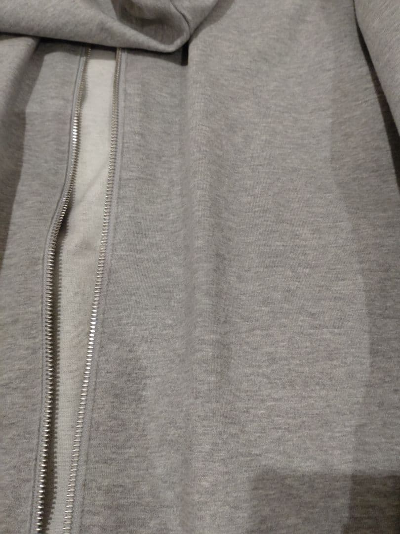 トゥモローランド　マカフィー　ロングフーデッドパーカー