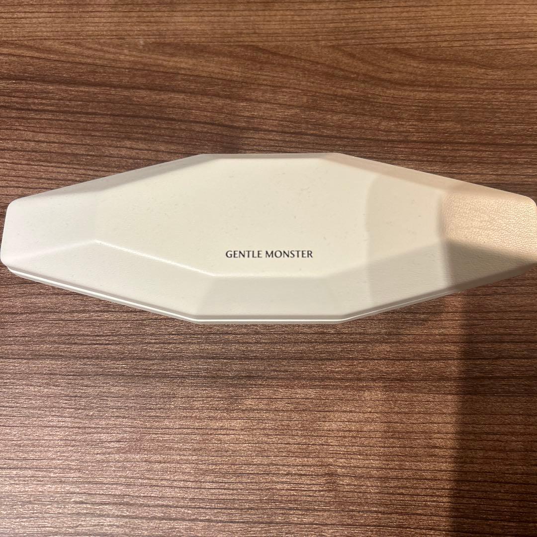 小物 gentle monster Glitz 02