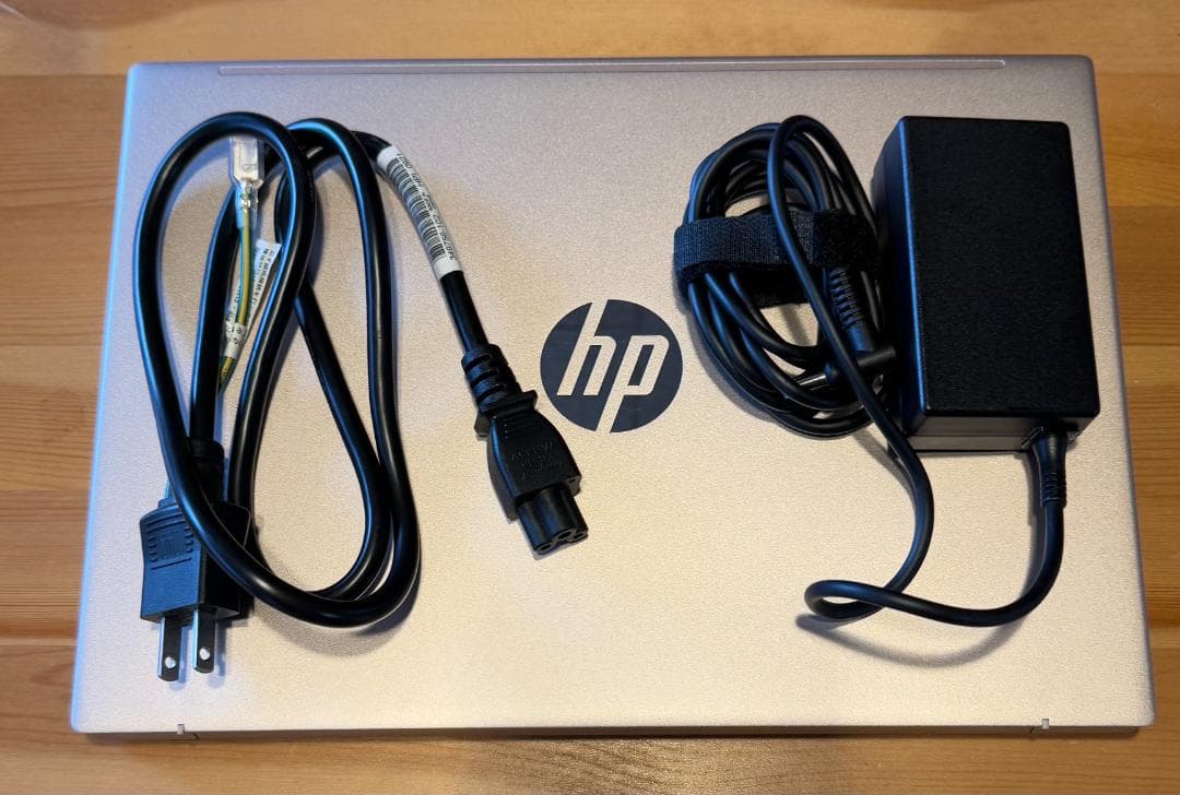 【美品】HP Pavilion Aero Laptop13-be1000