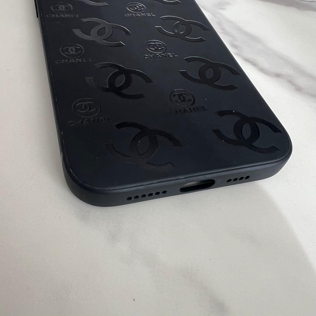 iPhone13 pro max用　スマホケース CHANEL 黒　ココマーク