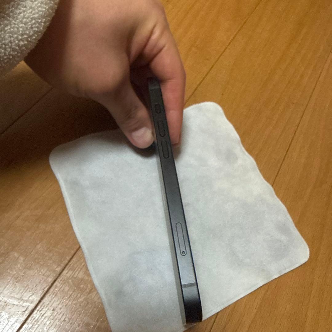 スマートフォン本体 iphone16e