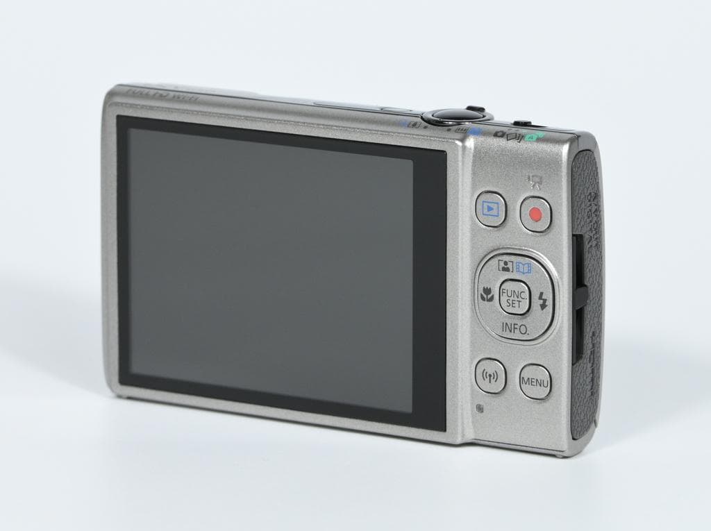 【ほぼ新品】 キヤノン　Canon IXY 650 シルバー