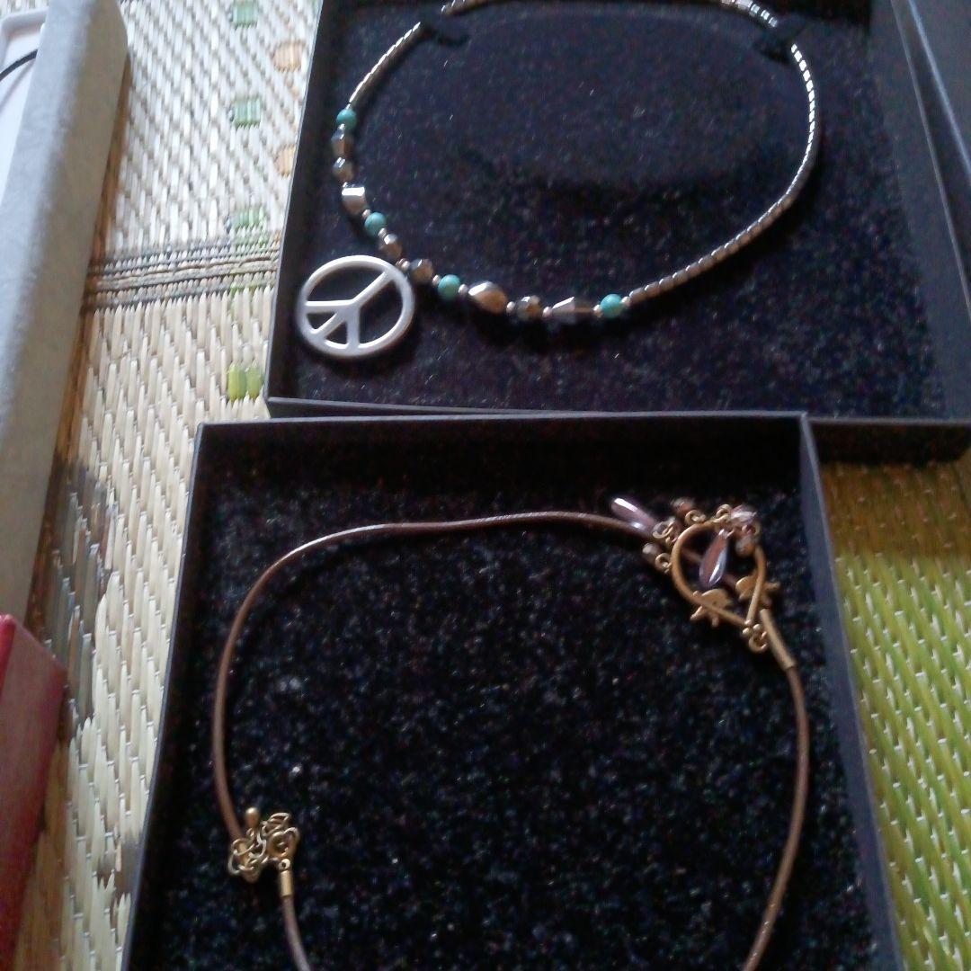 祖母の、遺品 ゴールドチェーンネックレス、ケース付き 数百種類