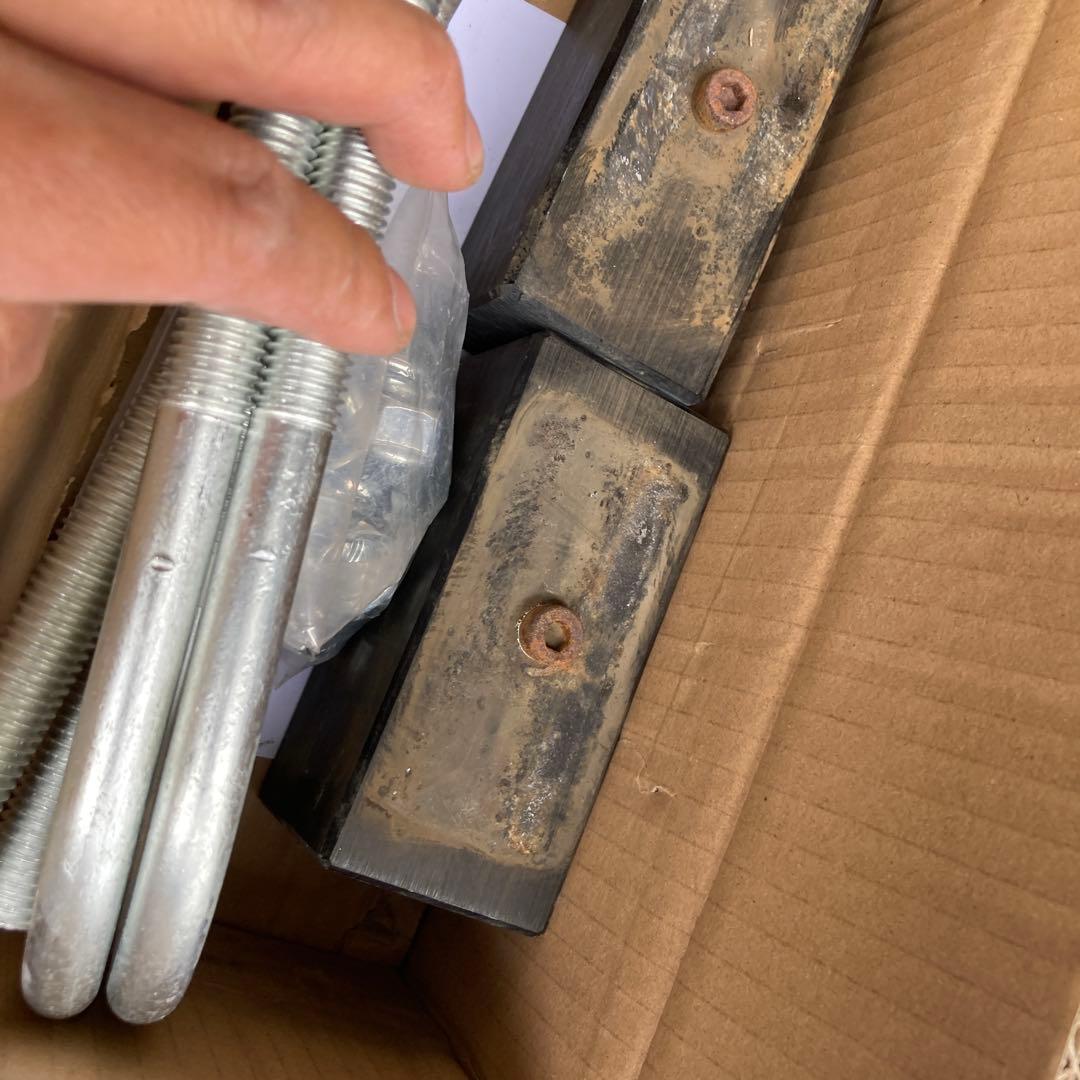 ハイラックス　2.5インチ　ローダウン　ブロック　ローダウンキット　RZN152