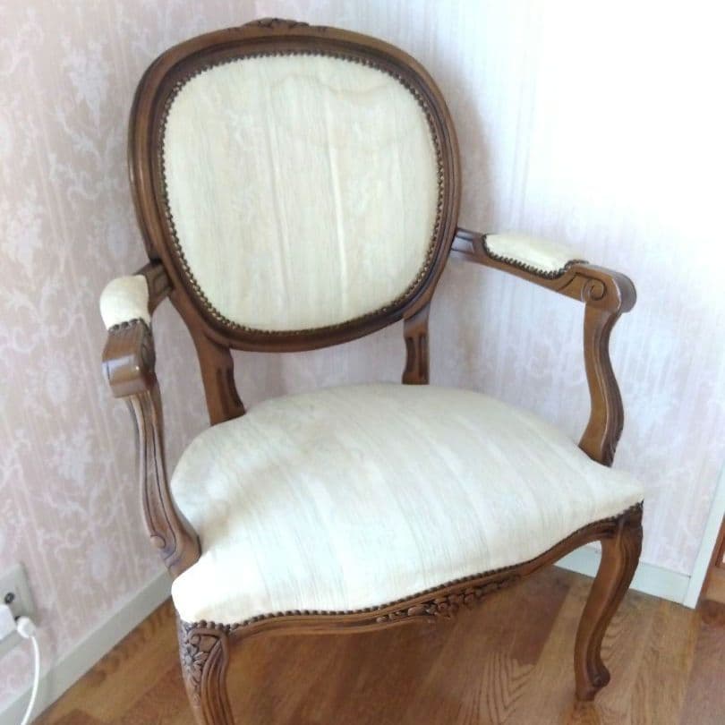 アンティークチェア 肘掛け椅子 １人用
