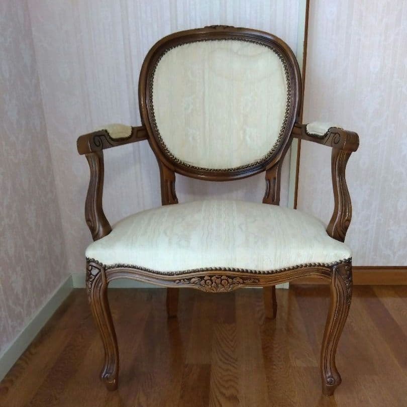 アンティークチェア 肘掛け椅子 １人用