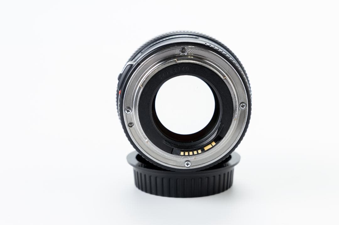 Canon EF 85mm f/1.8 USM 単焦点レンズ
