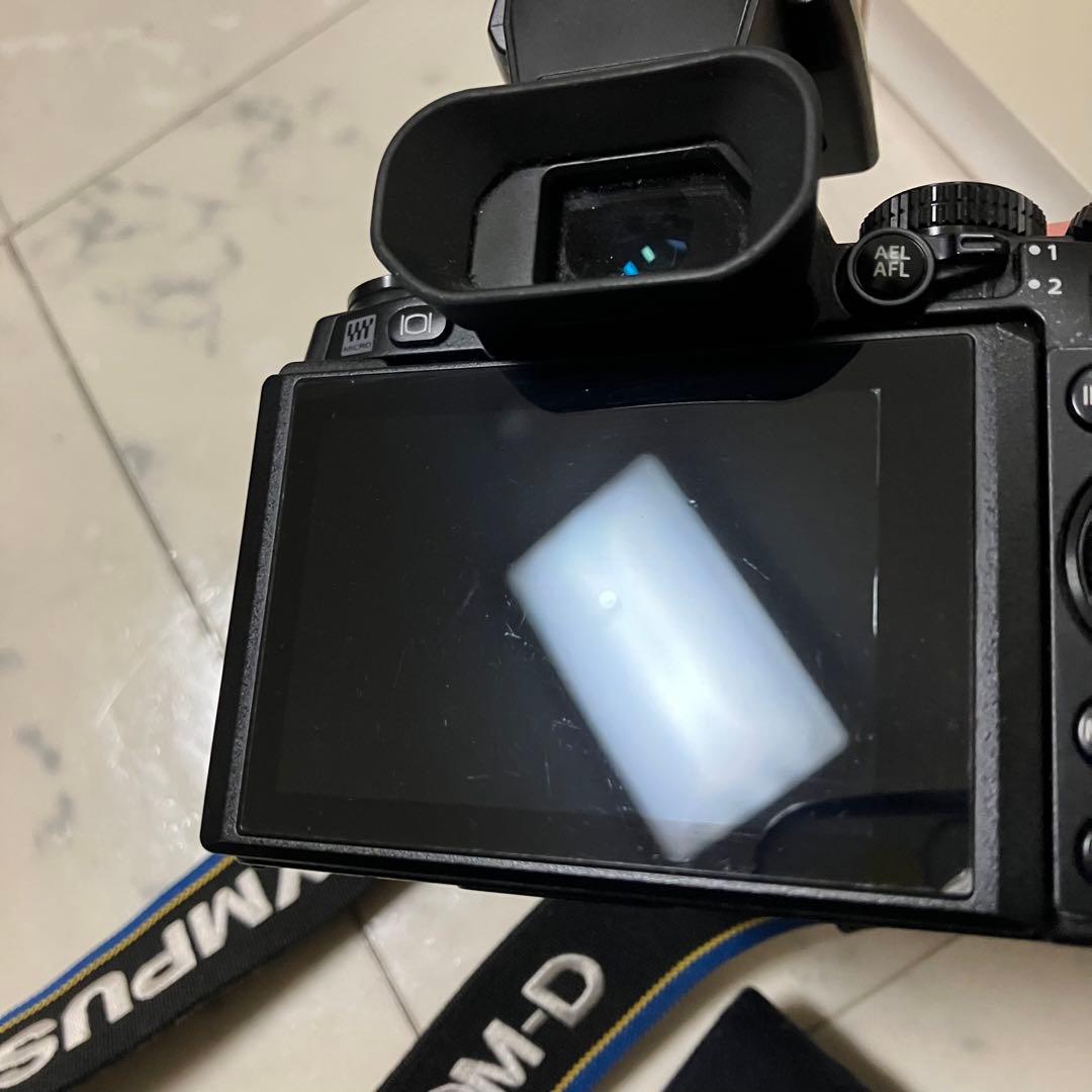 OLYMPUS OM-D EM-1 12-40mmPROレンズ付き