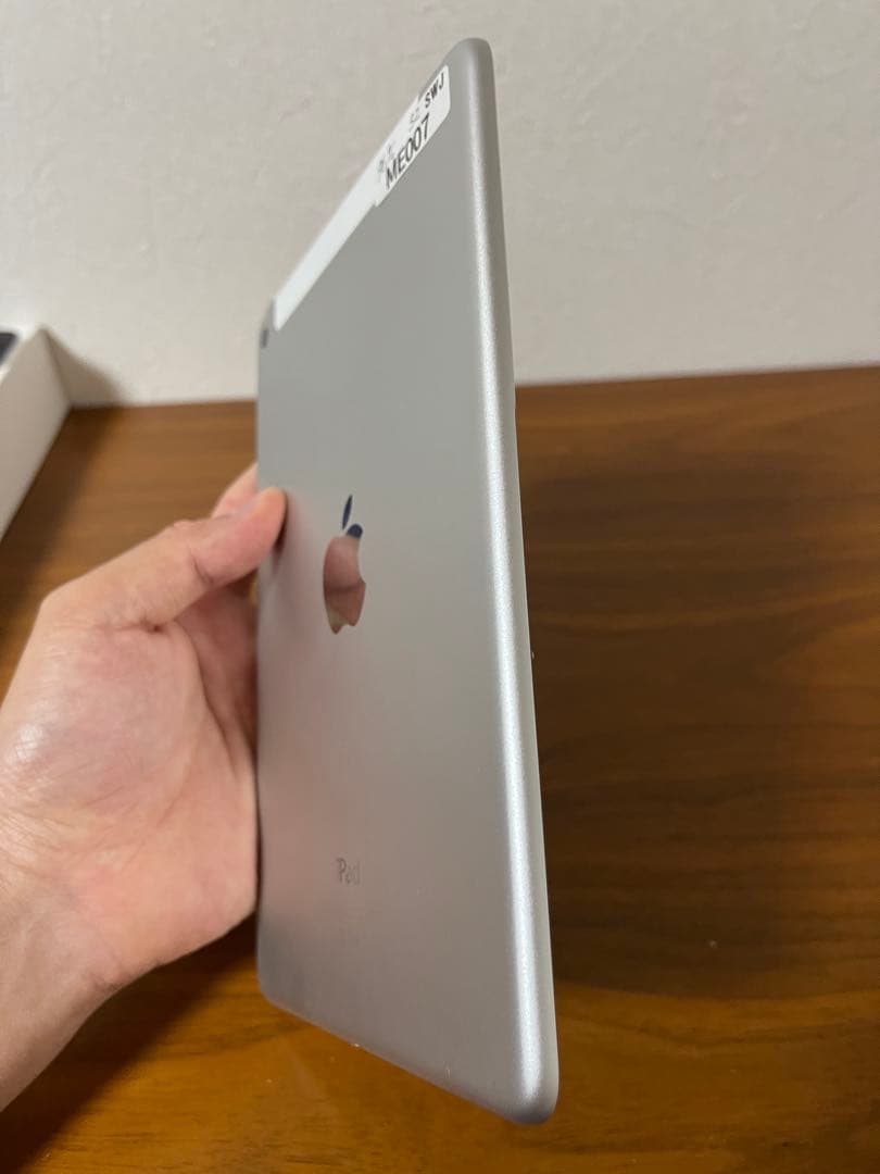 Apple iPad mini4 32gb SIMフリー