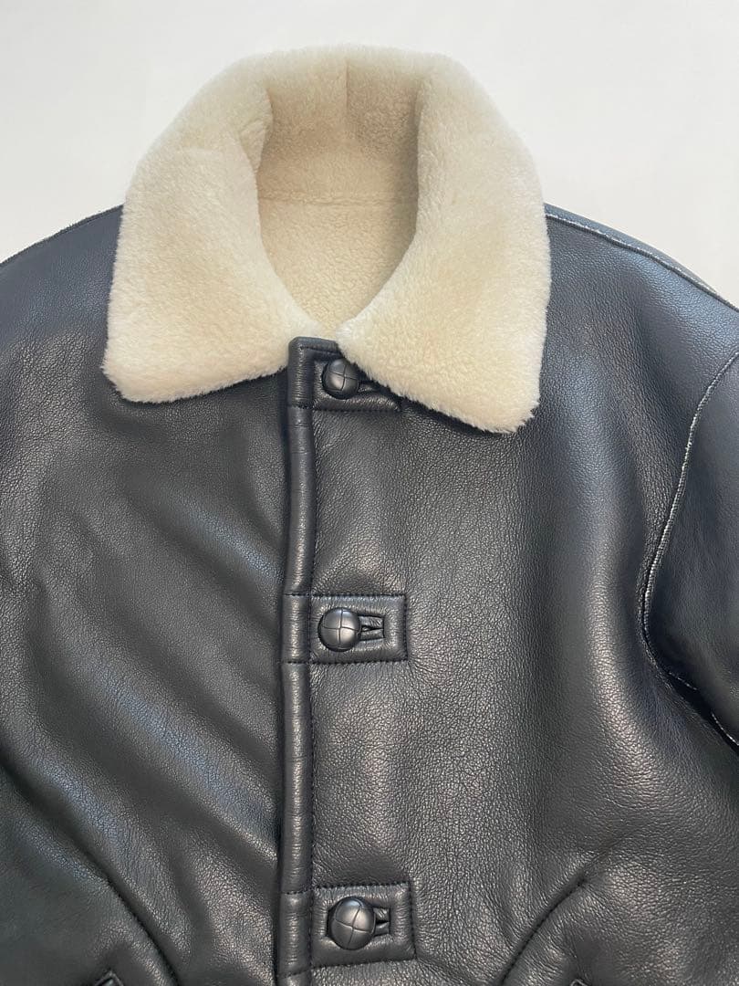 BEAUTY&YOUTH フェイクレザー　リバーシブル　ボア　アウター