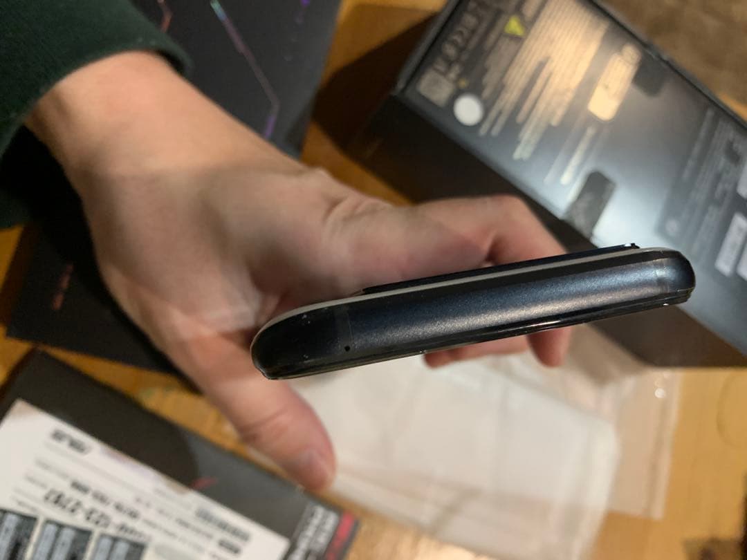 ★必見！ゲーミングスマホ！ROG PHONE 6 16/512日本国内技適有！★