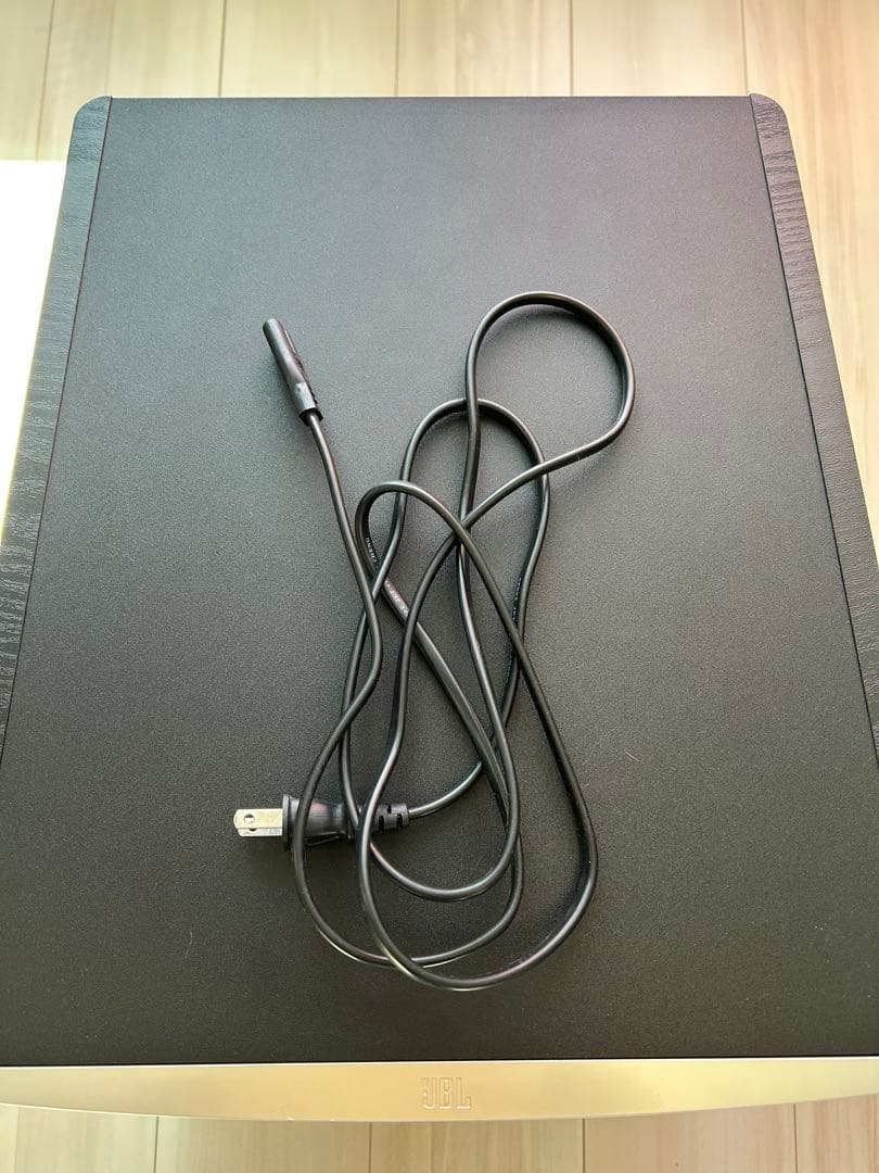 JBL Arena Sub 100P パワードサブウーファー