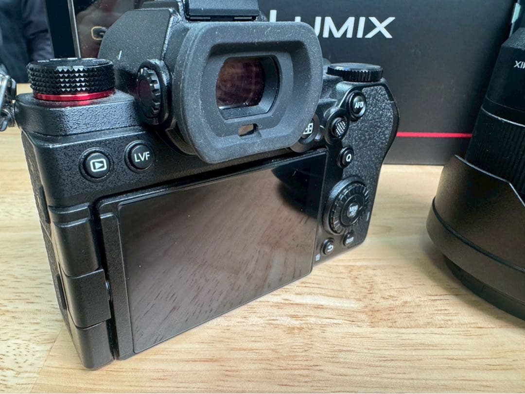 LUMIX S5 ミラーレス一眼カメラ 20-60mmレンズ付き