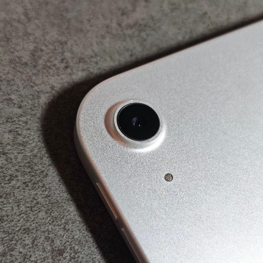 格安⭐️無印　iPad 第10世代　256GB シルバー　角に傷有り