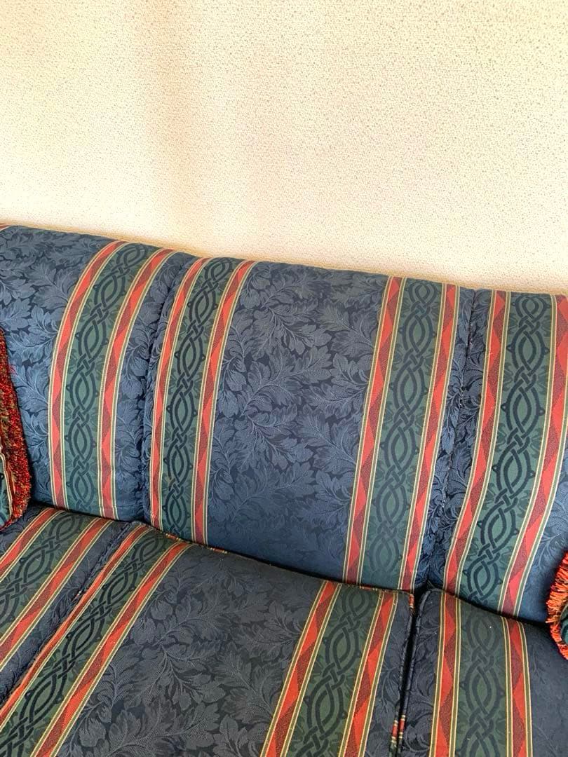 tomokoさま　トーマスビル　アンティーク　クラシック　3人掛けソファ　家具