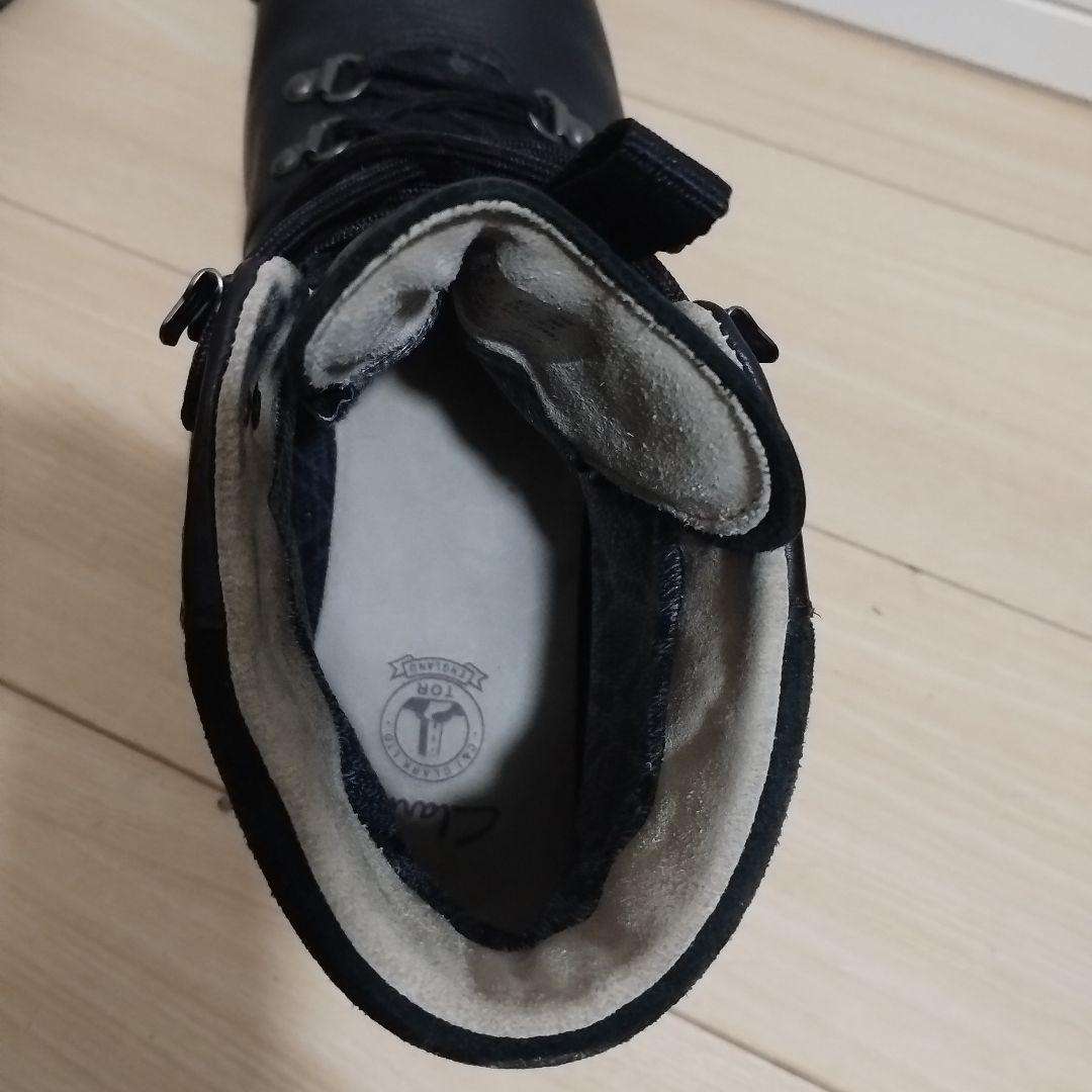 クラークス ゴアテックスレザーブーツ 黒