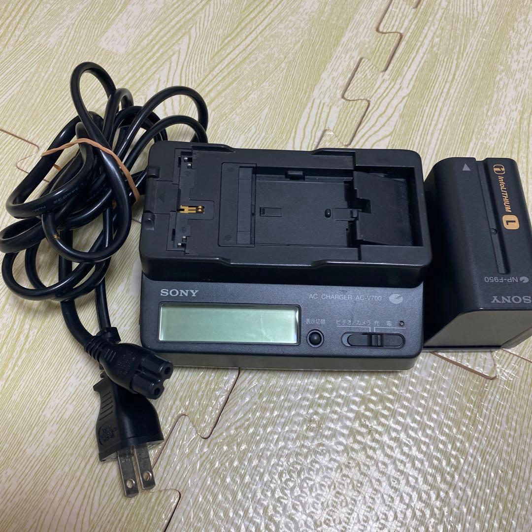 通電確認済 ソニー DCR-TRV900 デジタルピデオカメラ バッテリー付き