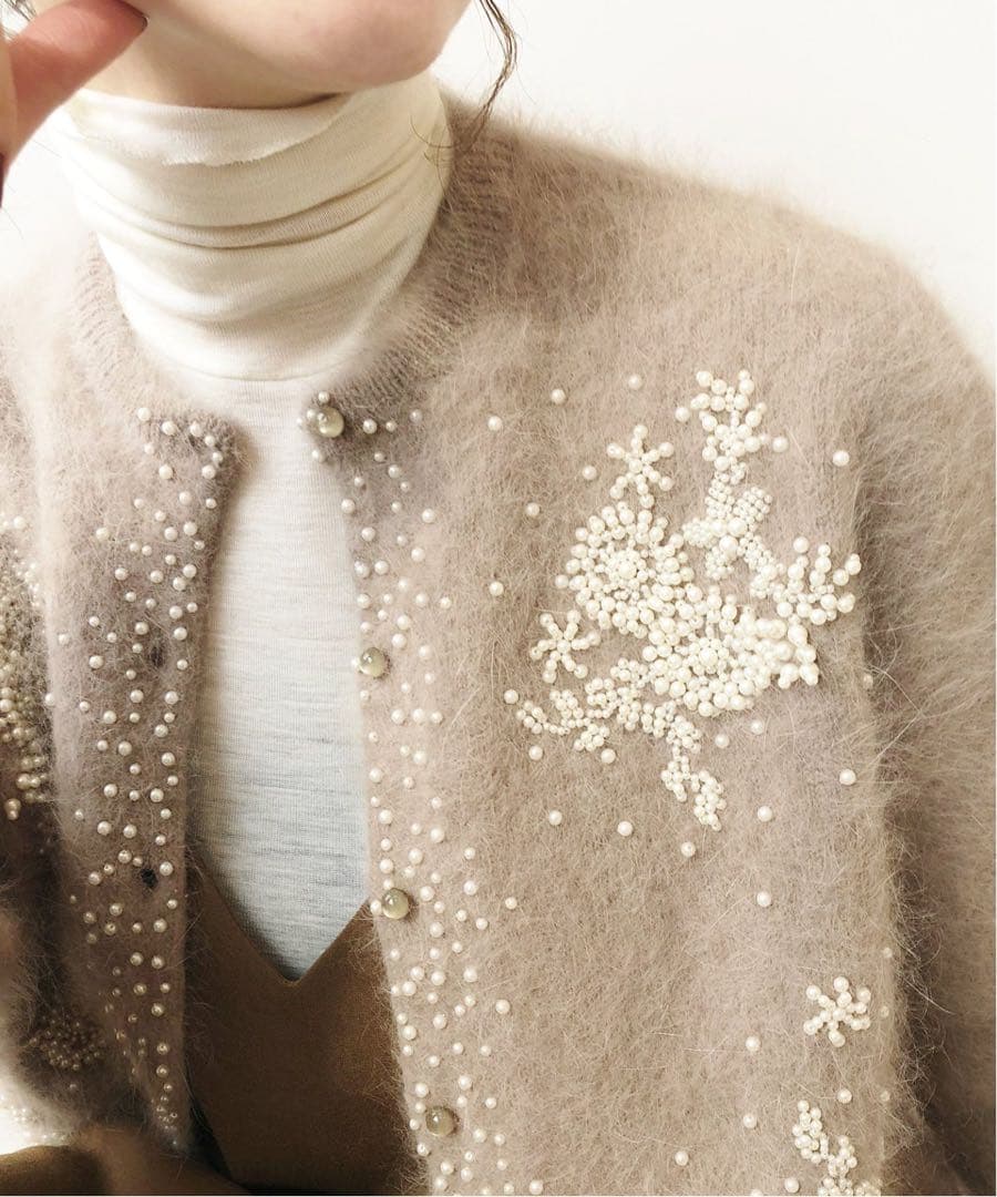 美品！IENA アンゴラ混 パールビーズ 刺繍カーディガン イエナ ファーニット