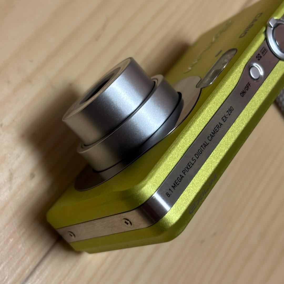 CASIO EXILIM EX-Z80 イエロー カシオ デジカメ　コンデジ