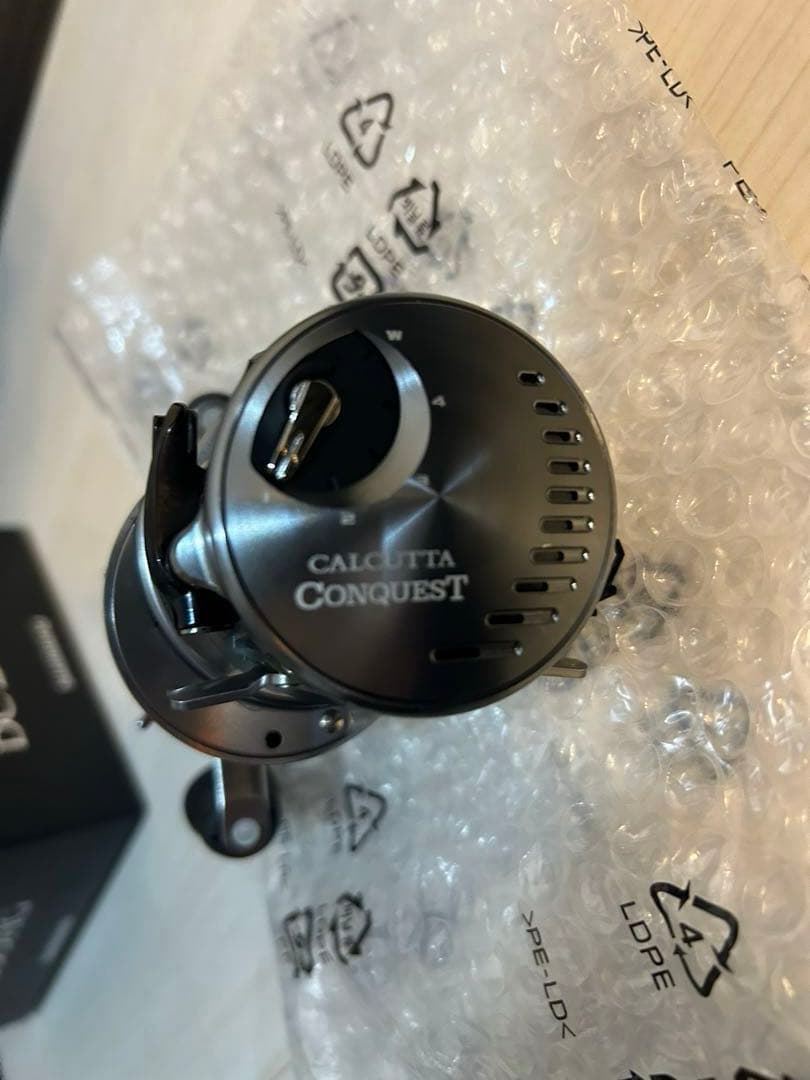 【未使用品】シマノ 20カルカッタコンクエストDC 200HG