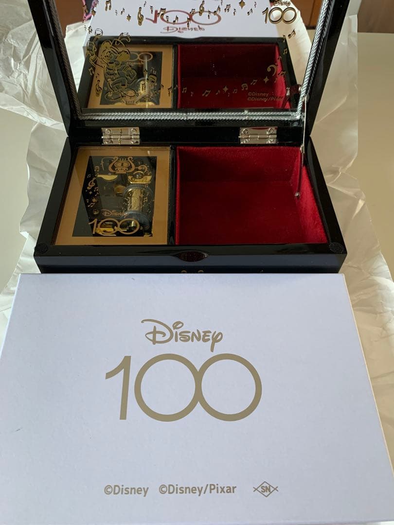 ディズニー創立100周年記念＜夢と魔法のメロディ＞会津塗オルゴール