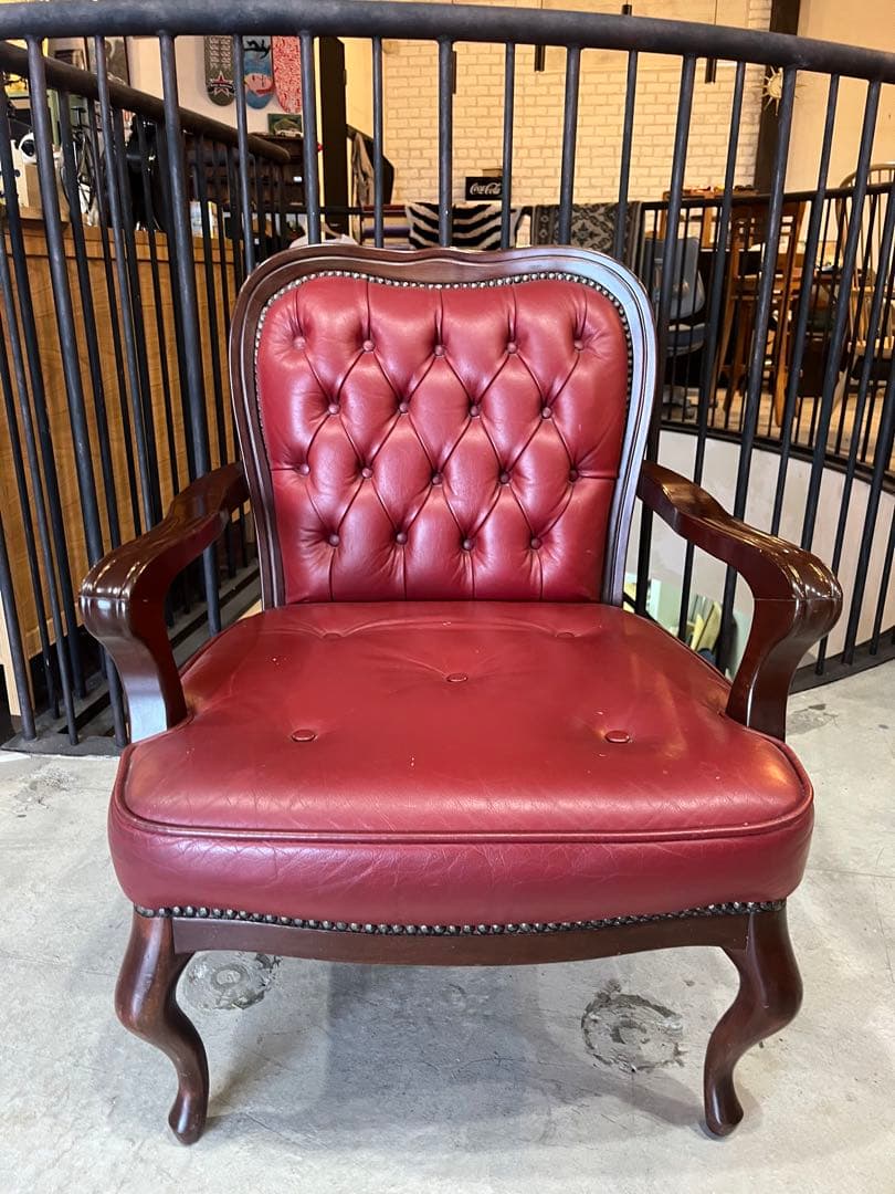 イタリア　1人掛けソファ　鋲打ち