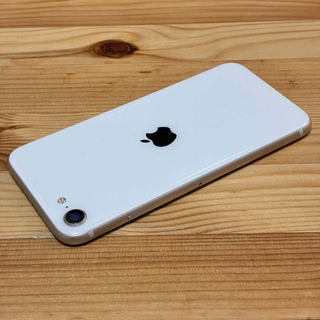 t*2様 バッテリー新品　iPhoneSE第3世代64GB SIMフリー　美品