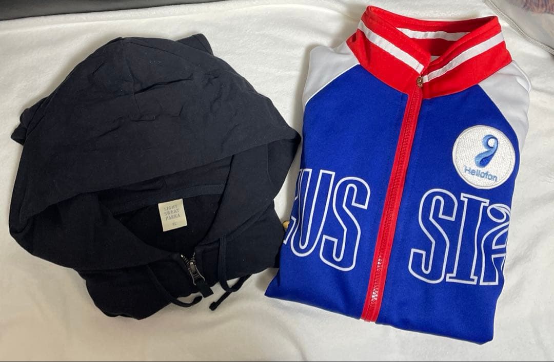 コミックランド製 ユーリ!!! on ice ユーリ 2着 コスプレ 衣装