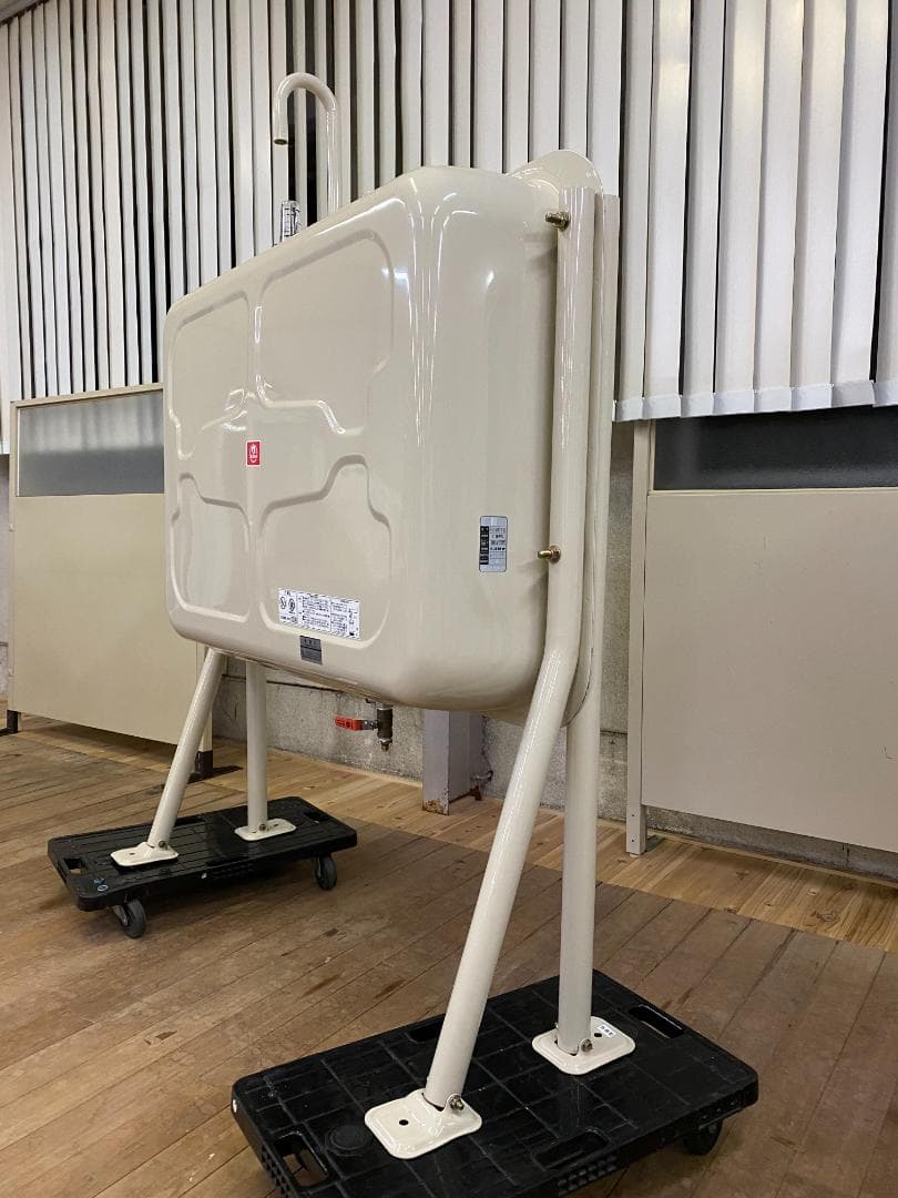 コロナ　業務用暖房機石油ストーブ２台＆灯油タンク