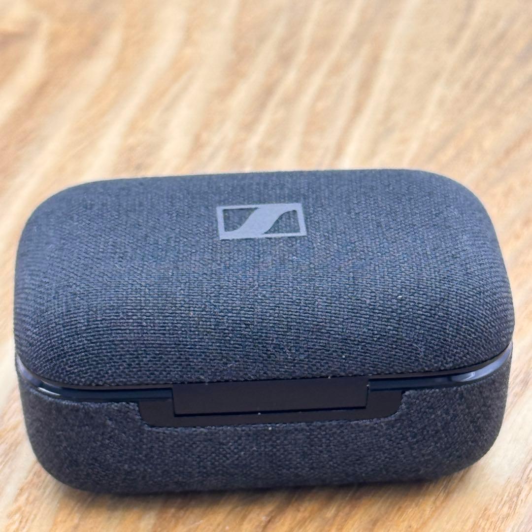 <おまけでCaseお付け> MOMENTUM True Wireless 4