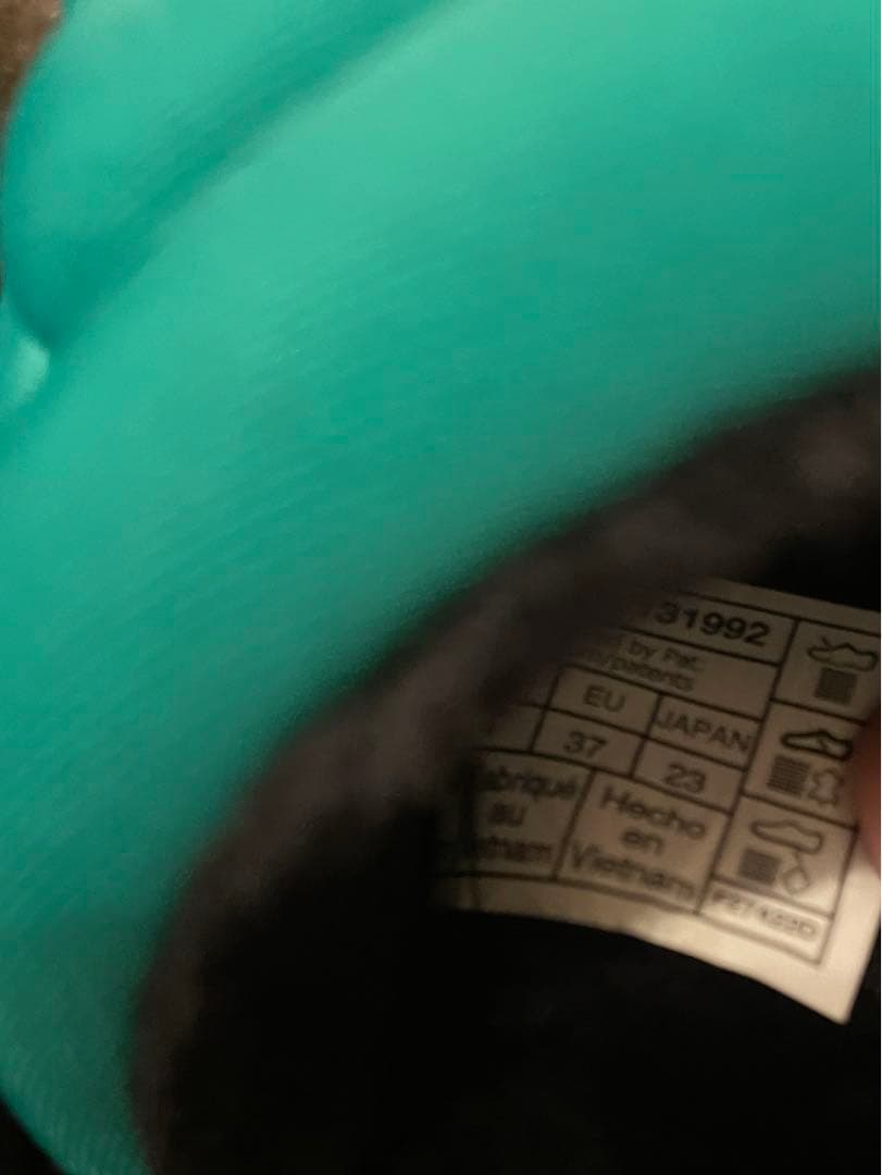 UGG ターコイズ サンダル