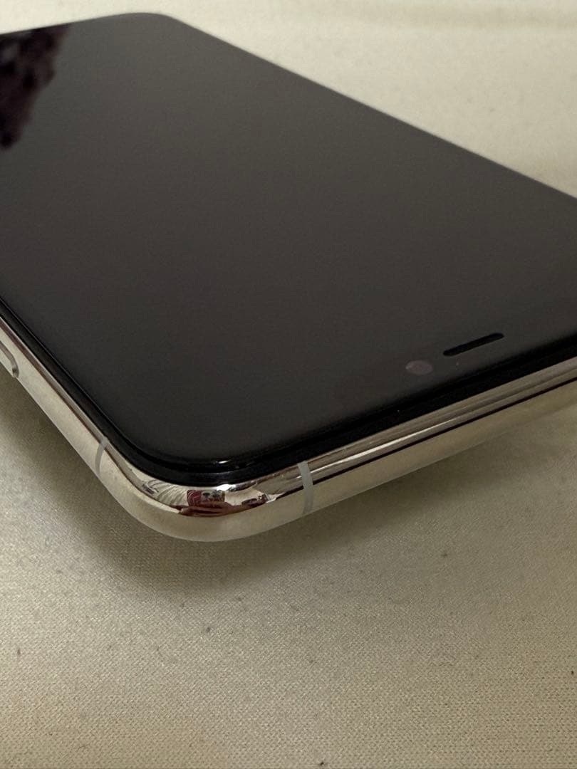 Apple iPhone 11 Pro シルバー　256GB