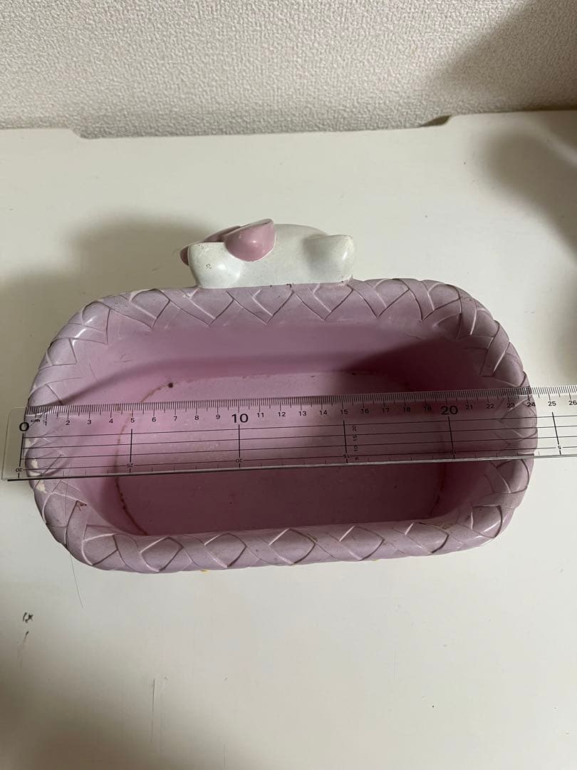 ハローキティ　サンリオ　ガーデンポット　植木鉢　陶器