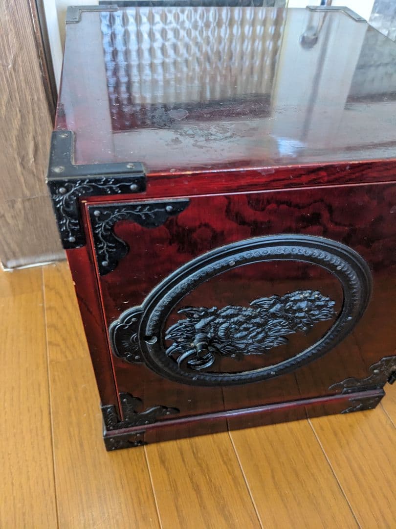 仙臺箪笥 舟箪笥 牡丹 欅 仙台箪笥 渡辺家具店 金具 漆塗り 小型引き出し