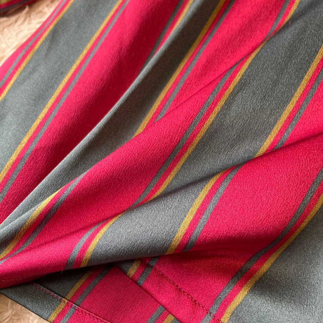 希少✨シルク100%セリーヌ　トリンオンフ金ボタン　ボウタイストライプ柄ブラウス