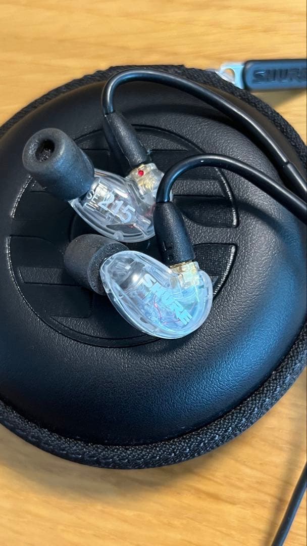 SHURE（シュア）AONIC 215