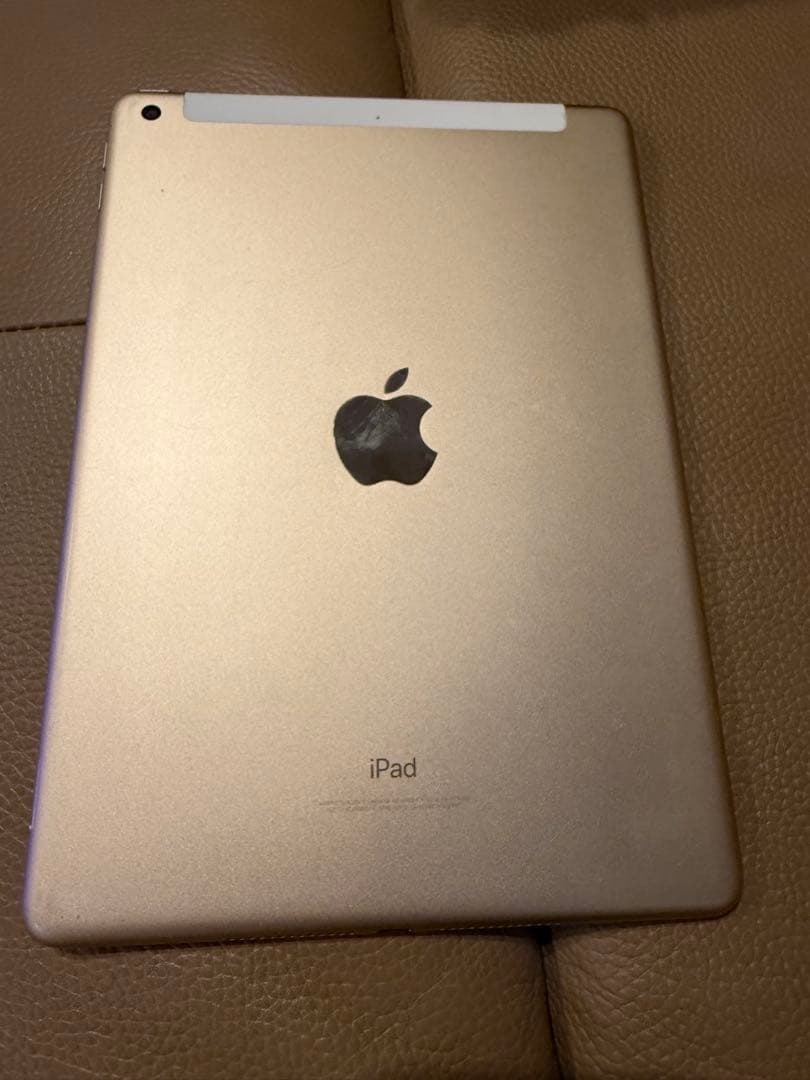 Apple iPad (第5世代) 32GB SIMフリー