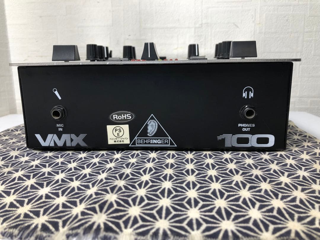 behringer ベリンガー　VMX-100