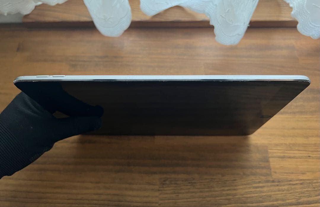 [しんちゃん]2台セット iPad air2 16G+iPad mini5