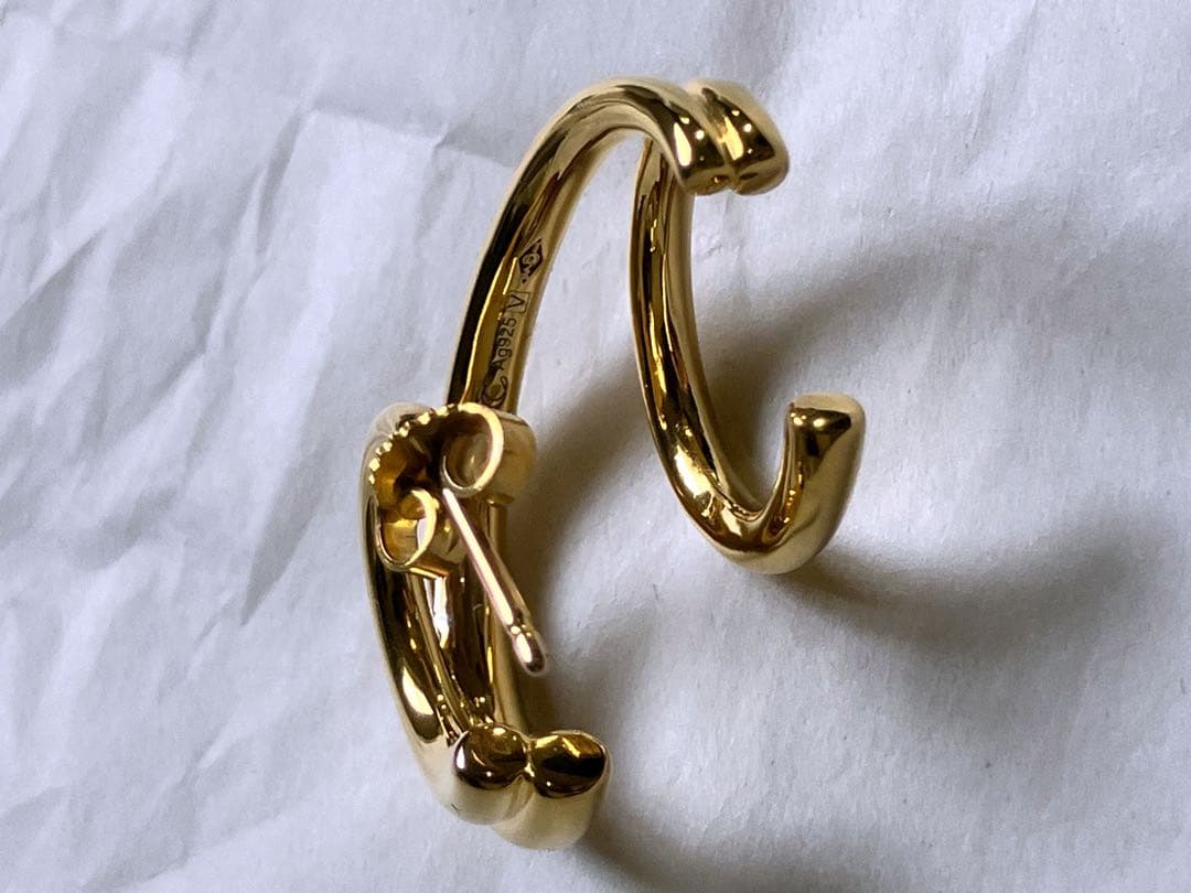 最終価格【新品未使用】【 CHARLOTTE CHESNAIS 】フープピアス