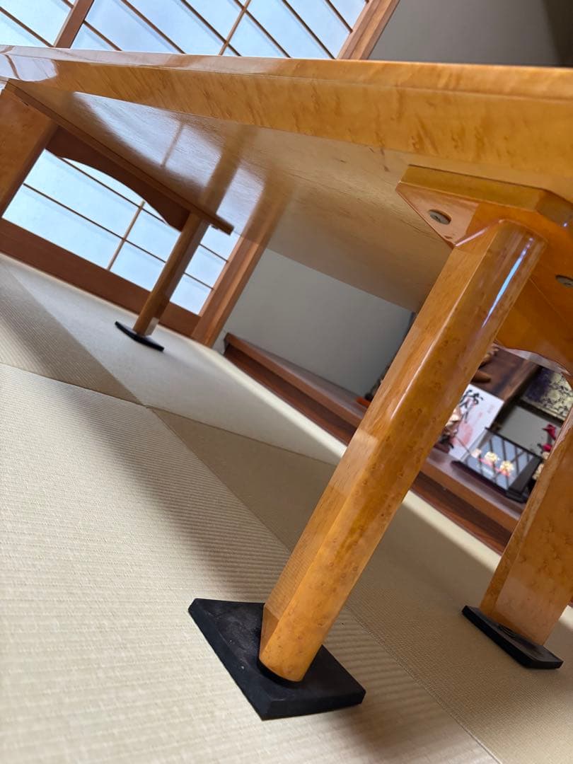 tsuru　　大塚家具のメイプル材製座卓