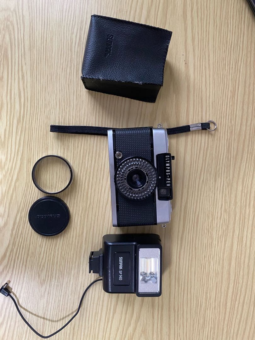 【完動品】OLYMPUS PEN EE-3 コンパクト　ストラボ付き　動作確認済