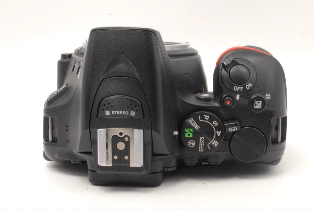 ✨美品✨Nikon D5500 バリアングル液晶 初めてのカメラに 動作良好◎