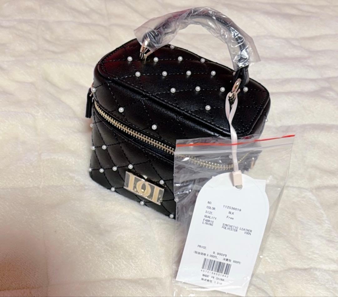 Darich ゴールドパーツ キルティングパールスクエアミニバッグ ブラック