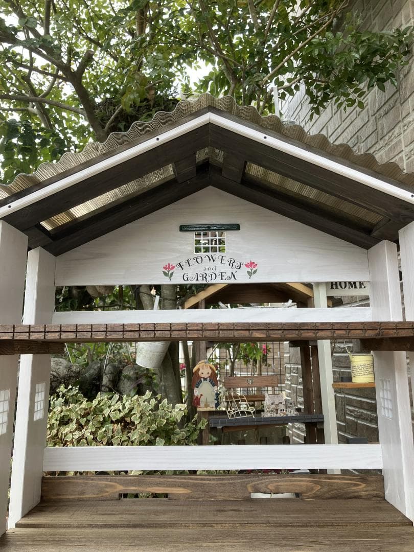 No18　 ⭐︎Alphonse✩商品三角お屋根 4段 Whiteを棚3段