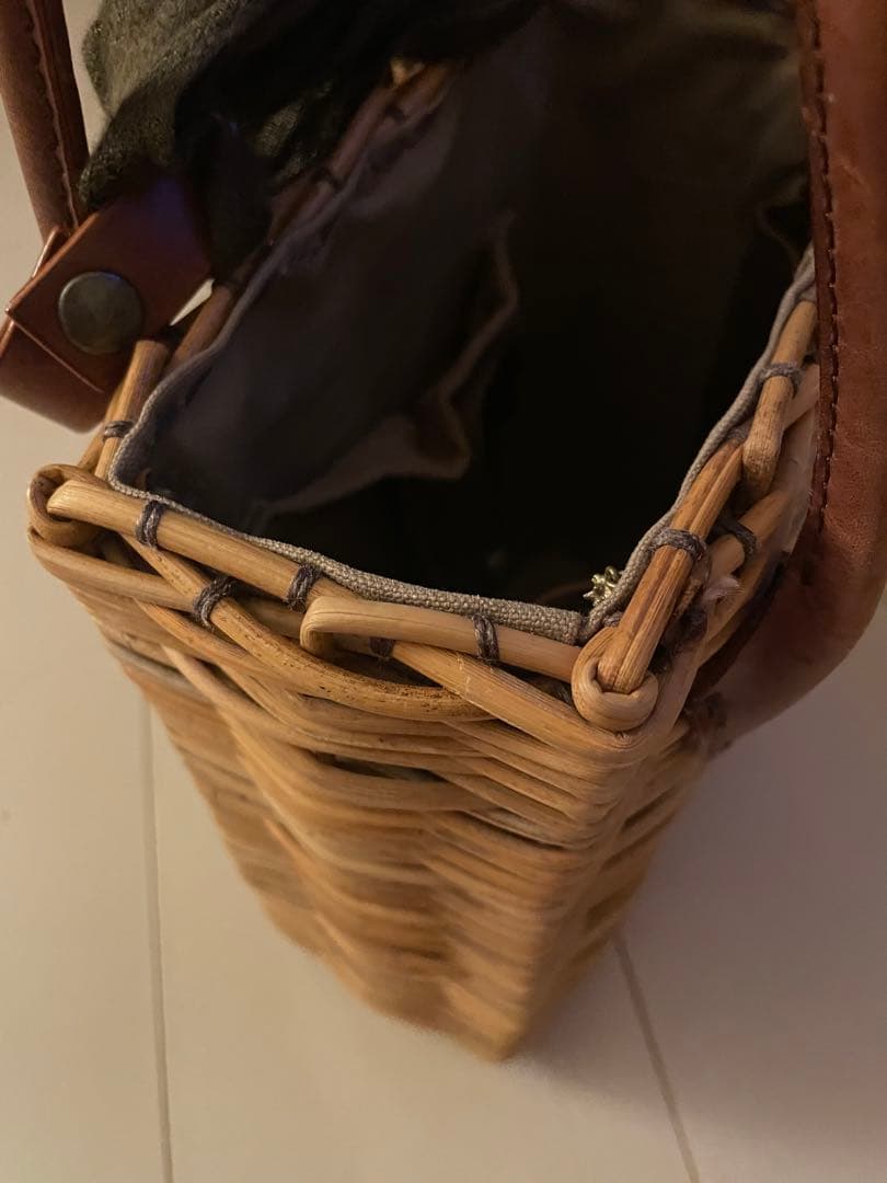 エバコス✳︎籐素材のかごバッグ