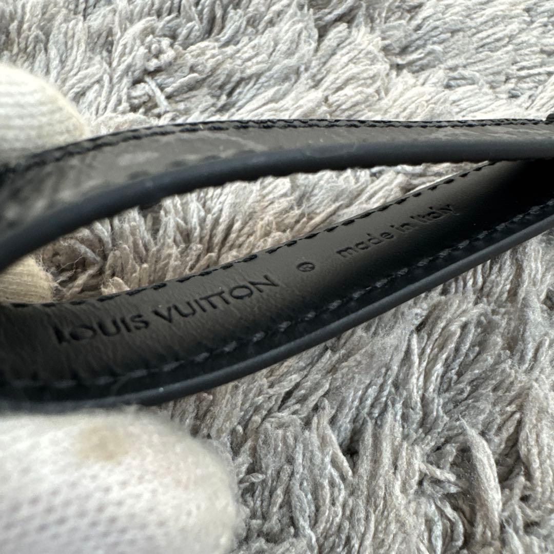 LOUIS VUITTON モノグラム ポルトクレ ドラゴンヌ M61950