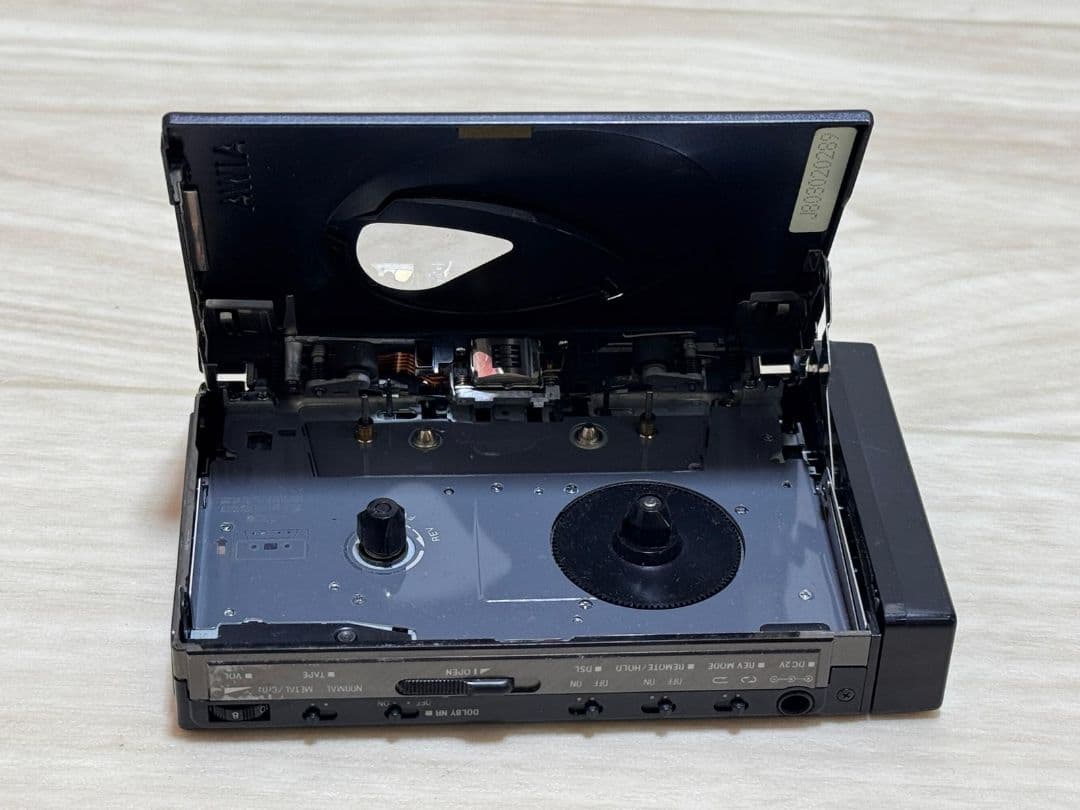AIWA オートリバース カセットプレーヤー HS-PL10